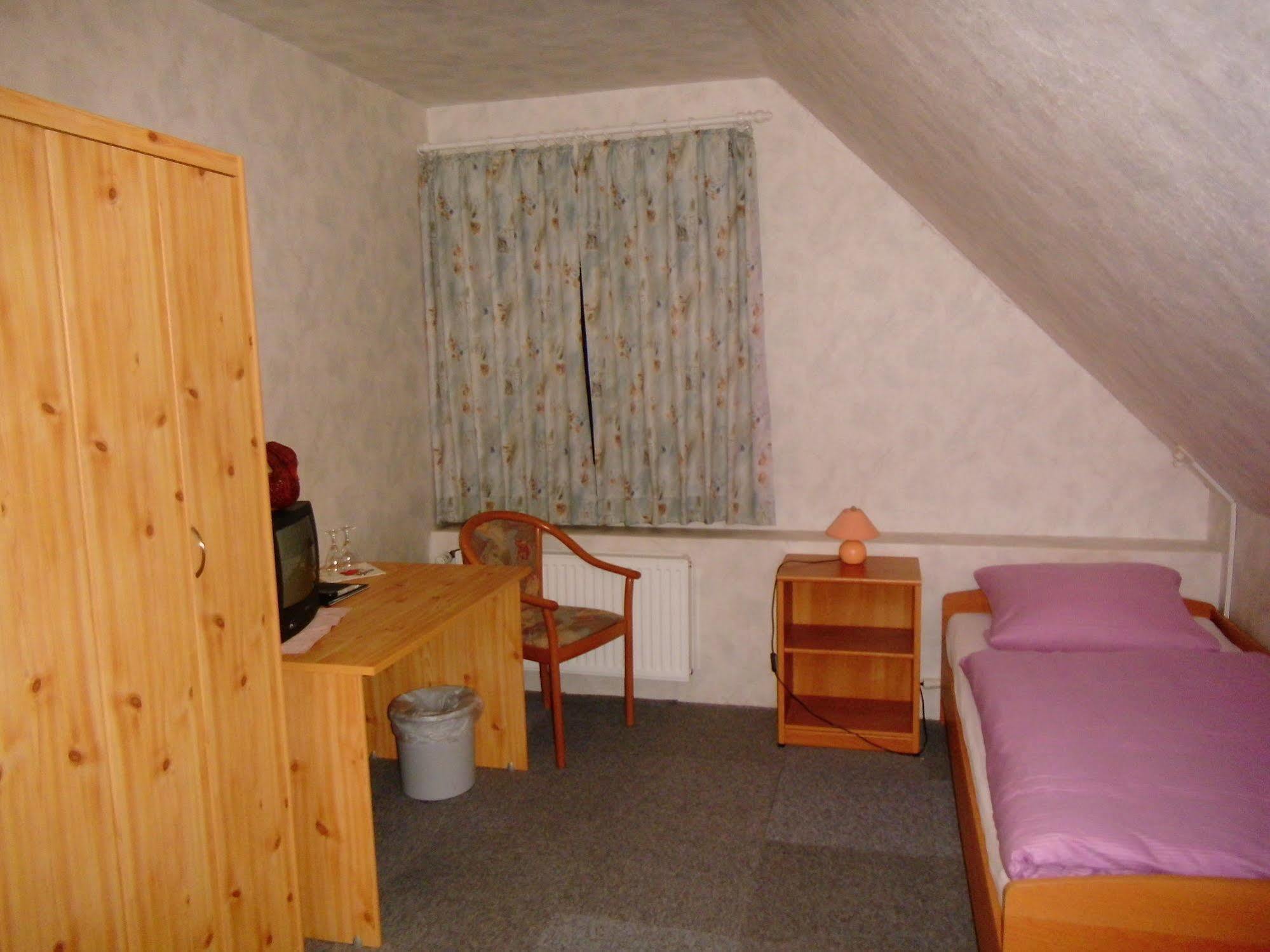 Hotel-Garni "Hof Von Hannover" Wittmund Dış mekan fotoğraf
